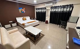 Hotel Radha Krishna